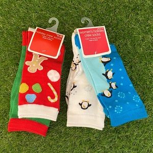 Holiday socks- Target 🎯- gingerbread and penguins- 4 pairs total